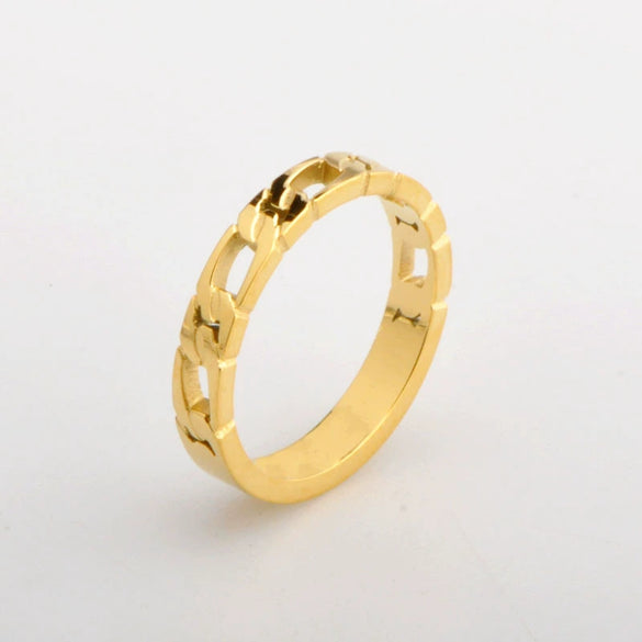 Wholesale Titanium Steel Ring Retro Hollow Flat Chain Winding Style With Letters Numbers Text Electroplated For Women