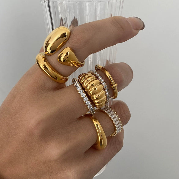 Wholesale Titanium Steel Ring With Geometric Design And Electroplating For Women