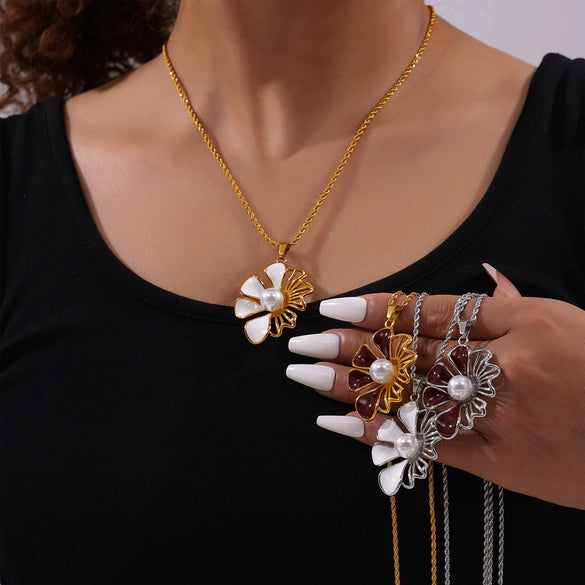 Wholesale 316L Stainless Steel Simple Geometric And Flower Pendant Twist Chain Necklace With Electroplating
