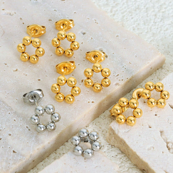 Wholesale 316L Stainless Steel Small Fresh Geometric Flower Shape Electroplated Women's Earrings