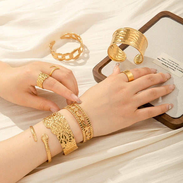 Wholesale Titanium Steel Snake Shaped Exaggerated Wide Version Opening Adjustable Jewelry With Electroplating