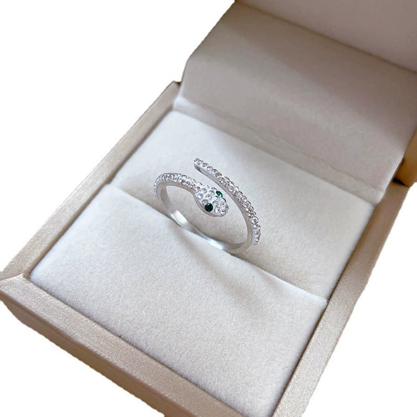 Wholesale Titanium Steel Snakeshaped Crownpatterned Polished Unisex Ring