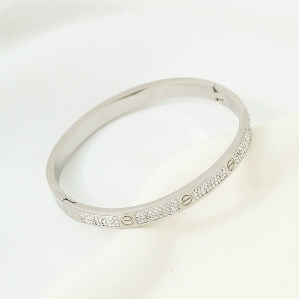Wholesale Titanium Steel Starry Nail Exquisite Light Luxury Geometric Electroplated Bracelet For Female