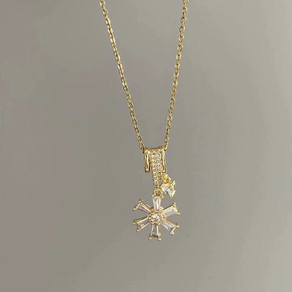 Wholesale Titanium Steel Sunflower Necklace Electroplated O Chain For Women Light Luxury Versatile Style
