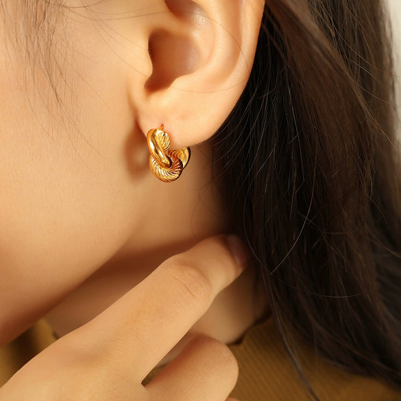 Wholesale 316L Stainless Steel U Shape Fashion Classic Earrings With 18K Gold Plated Electroplating For Women