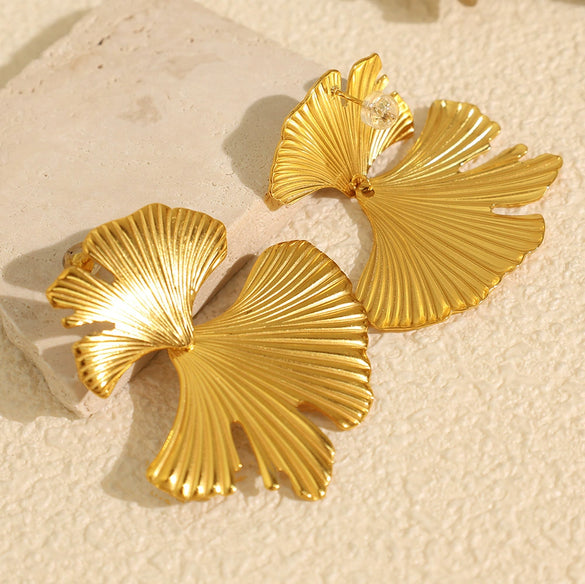 Wholesale 316L Stainless Steel Vintage Style Ginkgo Leaf Electroplated Earrings For Women