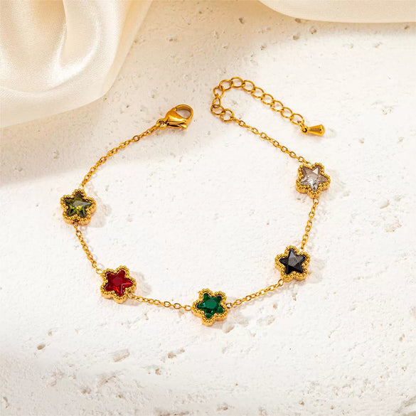 Wholesale Titanium Steel Women's Bracelet With Flower And Rhombus Patterns Electroplated In Golden Retro Elegant Style