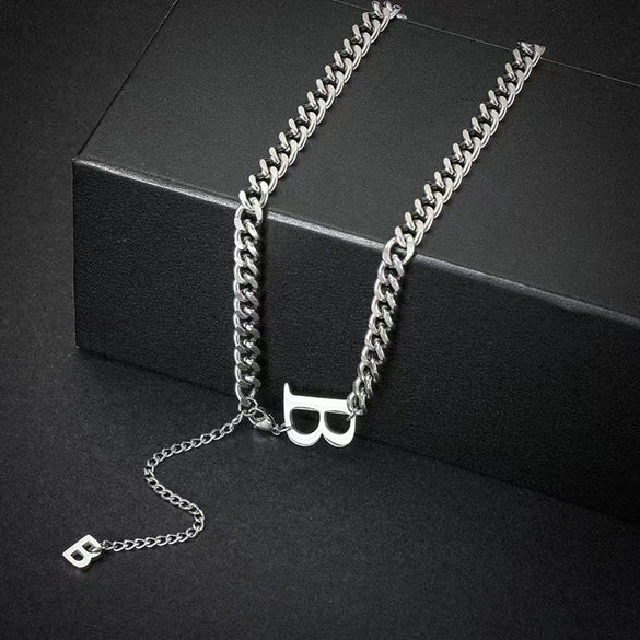 Wholesale Titanium Steel Women's Cold Style Geometric Letter B Gold Inlaid Clavicle Chain