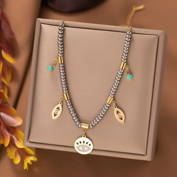 Wholesale Titanium Steel Women's Geometric Retro Necklace With Electroplating O Word Chain