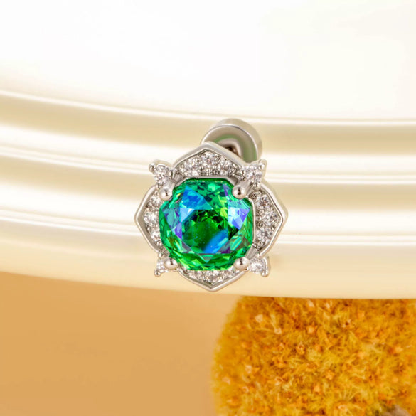 Wholesale Titanium Steel Women's Inlaid Zircon Flower Style Ear Nails