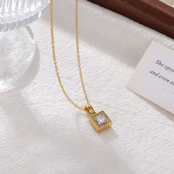 Wholesale Titanium Steel Women's Light Luxury Geometric Square Pendant Necklace Electroplated