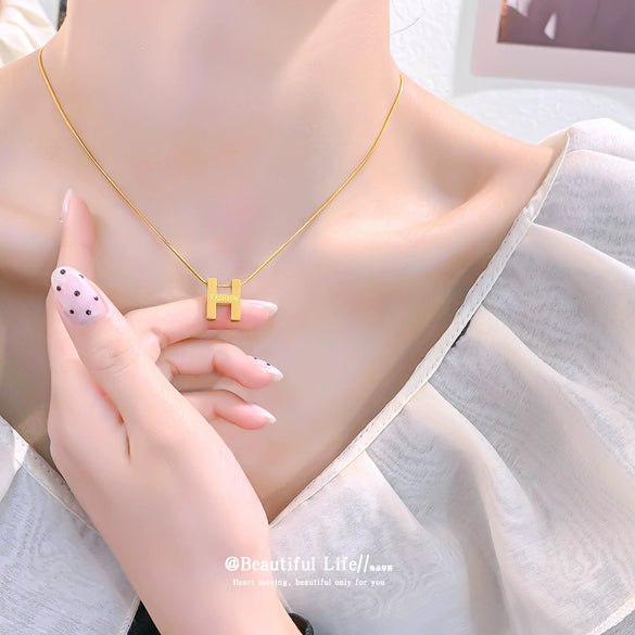 Wholesale Titanium Steel Women's Simple Letter H Snake Bone Chain Necklace 18K Gold Plated Light Luxury Clavicle Chain