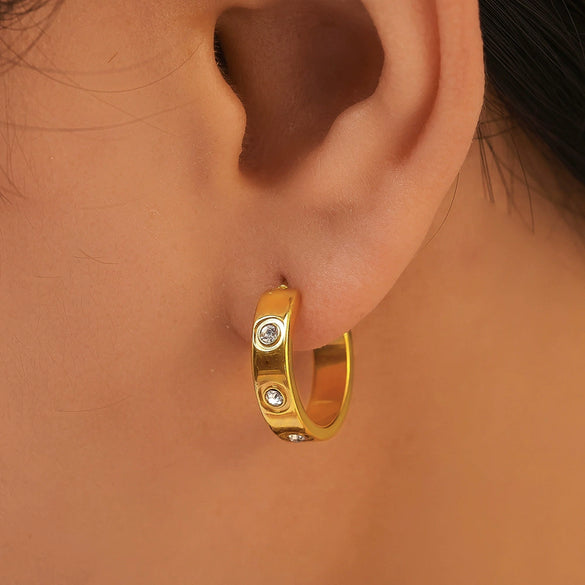 Wholesale 316L Stainless Steel Zircon Cshaped Geometric Earrings 18K Goldplated Simple Cold Style For Women