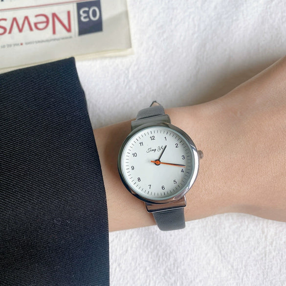Wholesale Trendy Fashion Round Quartz Watches For Men And Women Alloy Case And Ordinary Glass Mirror Leisure Style