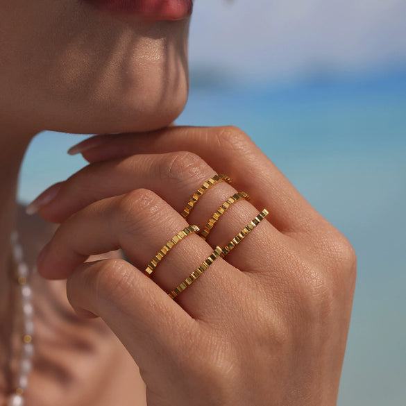 Wholesale Ultrafine Thin Stereo Gear Water Ripple Overlapping Ring In Stainless Steel With Geometric Pattern And Electroplating For Women