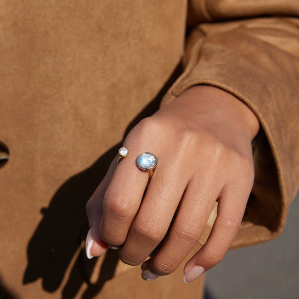 Wholesale Unisex And Women's Electroplated Geometric Stainless Steel Open Ring Hand Jewelry Light Luxury Style