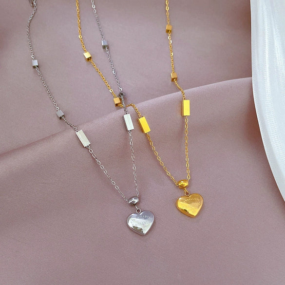 Wholesale Unisex Cartoon Geometric Electroplated Titanium Steel Heart Necklace