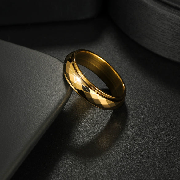 Wholesale Unisex Diamondshaped Rotatable Stressrelief Titanium Steel Ring With Geometric Design And Electroplating