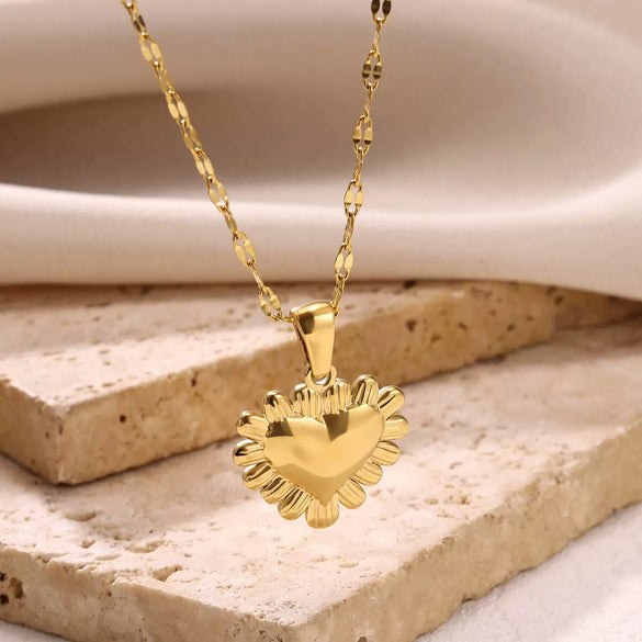 Wholesale Unisex Electroplated Stainless Steel And Gold Heartshaped Cross Chain Pendant Necklace