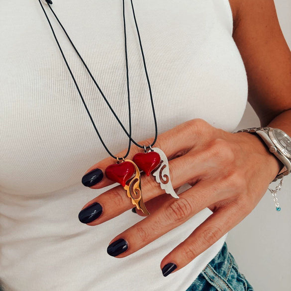 Wholesale Unisex Electroplated Stainless Steel Heart Shape Wax Rope Chain Love Wings Pendant Necklace In Sweet And Cool Style