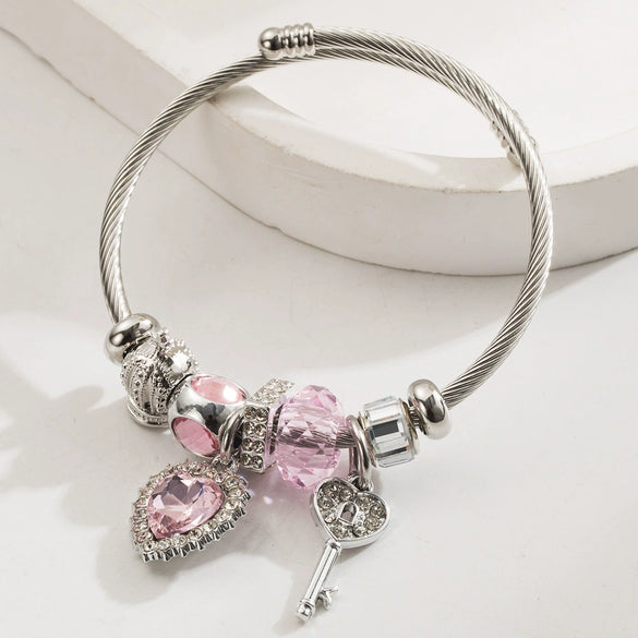 Wholesale Unisex Fashion Diamond Heart Elephant Love Adjustable Bracelet Made Of Alloy