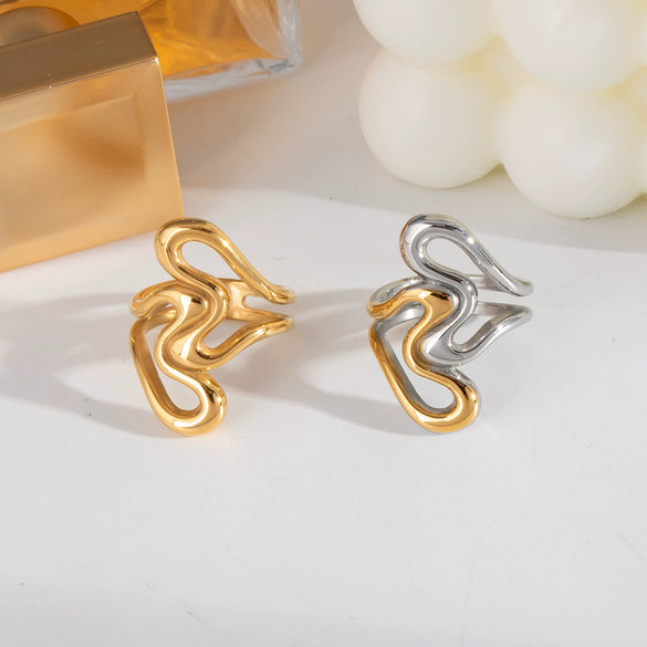 Wholesale Unisex Fashion Geometric Hollow Love Ring In Stainless Steel With Pvd Furnace Vacuum Real Gold Plating