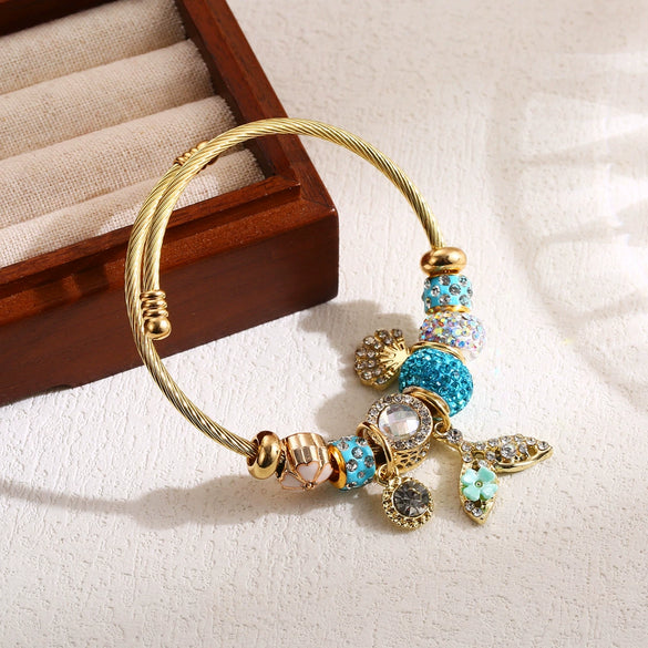 Wholesale Unisex Fashionable Geometric Diamond Inlaid Alloy Bracelet With Fishtail Pendant