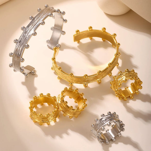 Wholesale Unisex Ferris Wheel Retro Palace Style Asymmetrical Design Jewelry Set Of Open J Ring Bracelet And Earrings In Titanium Steel And Stainless Steel Goldplated