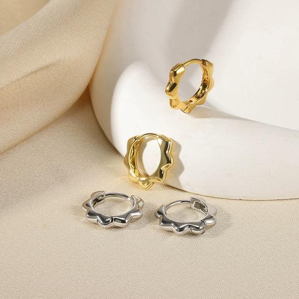 Wholesale Unisex Geometric And Heartshaped Copper Goldplated Earrings