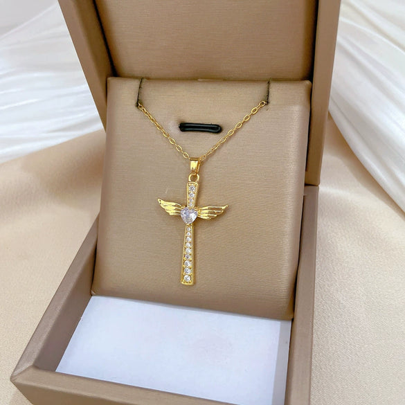 Wholesale Unisex Geometric Diamond Necklace With Titanium Steel And Copper Pendant