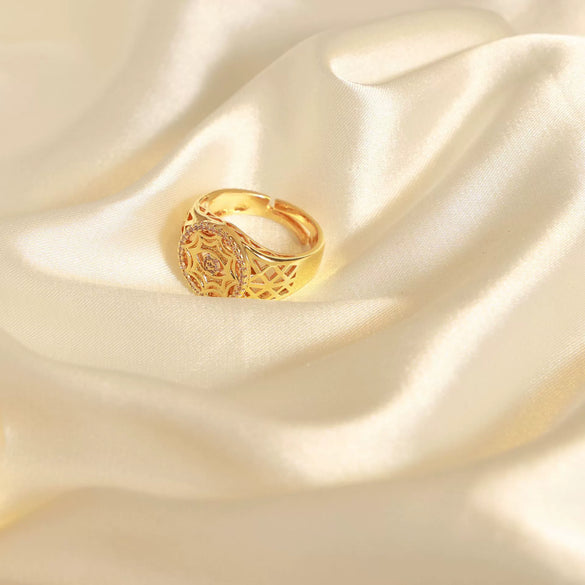 Wholesale Unisex Geometric Hollow Electroplated Inlaid Zircon Copper And Titanium Steel Ring