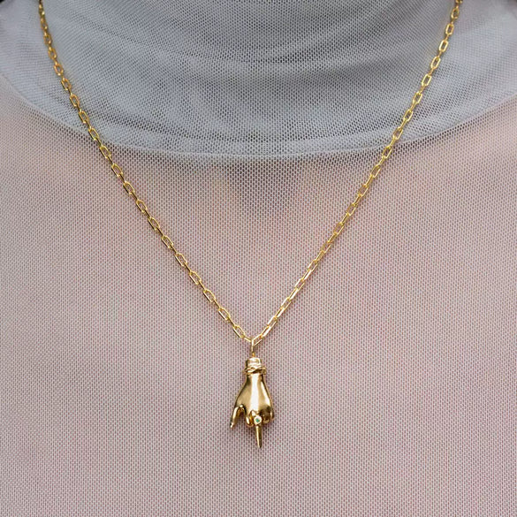 Wholesale Unisex Geometric Palm Coin Pendant Necklace With Oshaped Chain Gold Plated Copper And Titanium Steel