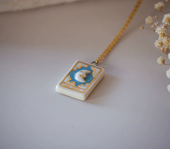 Wholesale Unisex Literary Geometric Titanium Steel Necklace With Inlaid Zircon And 18K Gold Plating