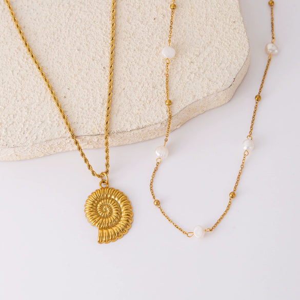 Wholesale Unisex Maillard Style Animals Zodiac Stainless Steel Freshwater Baroque Pearl Clavicle Necklace With Ball Chain 18K Gold Plated