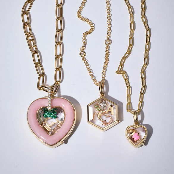 Wholesale Unisex Old Money Style Geometric Copper Titanium Steel O Word Chain Photo Box Pendant With Electroplating And Hollow Design