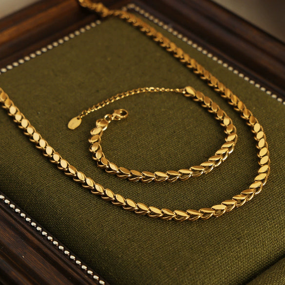 Wholesale Unisex Oval Blade Stitching Chain Design Electroplated Titanium Steel Jewelry Suit Necklace Bracelet