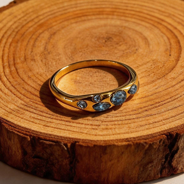 Wholesale Unisex Retro Geometric Vacuum Plated Titanium Steel Zircon Ring