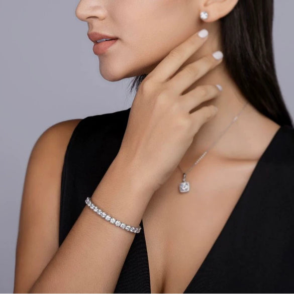 Wholesale Unisex S925 Silver Moissanite Geometric Sweet Style Inlaid Tennis Bracelet