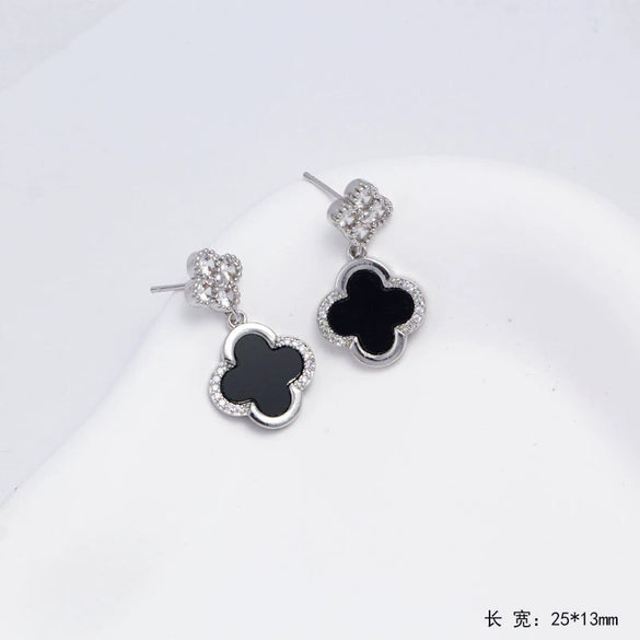 Wholesale Unisex Simple Design Copper Electroplated Fourpetal Flower Shape Earrings