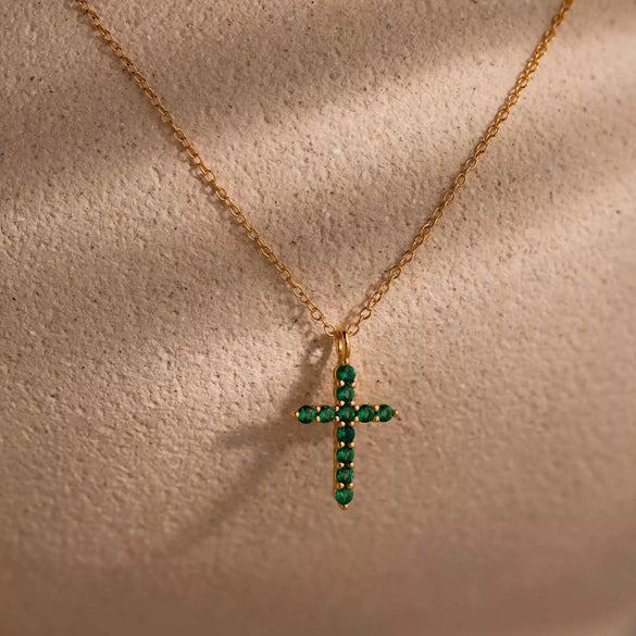 Wholesale Unisex Simple Heart Shape Cross Water Drop Pendant Paper Clip Necklace With String Of Pearls Chain Copper Electroplated Gold Color Retention