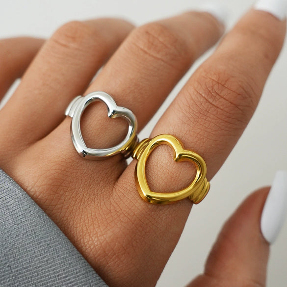 Wholesale Unisex Stainless Steel Heartshaped Open Ring With Vacuum Real Gold Plating In Pvd Furnace