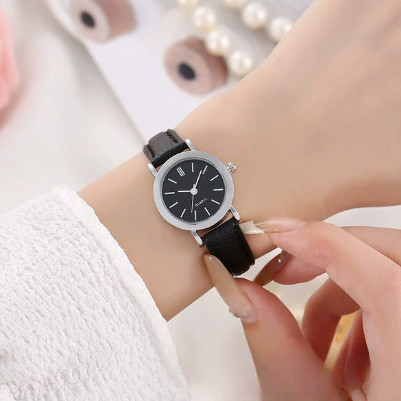 Wholesale Universal Casual Retro Artistic Quartz Watch With Alloy Case Imitation Leather Strap And Round Dial