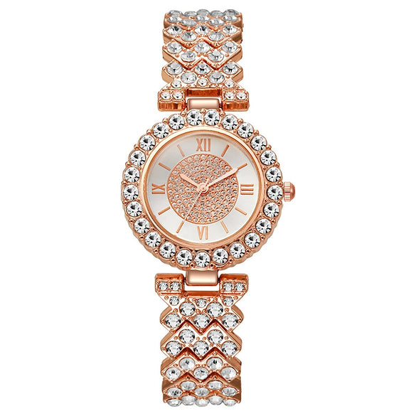 Wholesale Universal Fashion Alloy Bracelet Watch With Round Dial And Roman Scale Quartz Movement