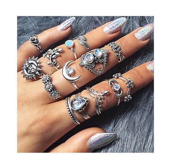 Wholesale Vintage Carved Turquoise Ring With Turtle Flower Combination For Women Alloy Material Geometric Pattern Electroplating Process