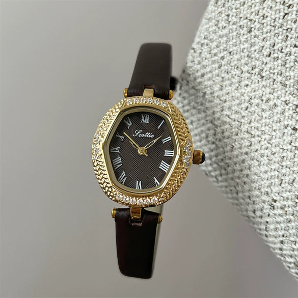 Wholesale Vintage Diamondshaped Women's Quartz Watch With Super Fiber Strap And Metal Case