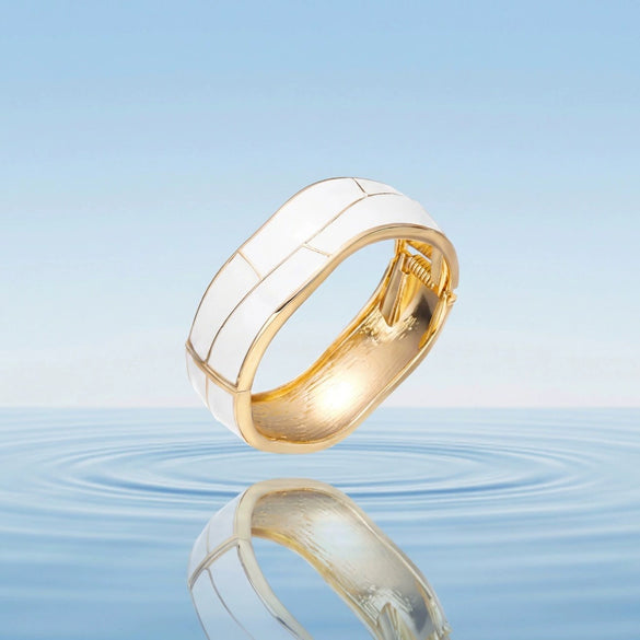 Wholesale Vintage Exquisite Enamel Alloy Bracelet With Drip Oil Technique And Modern Minimalist Geometric Style