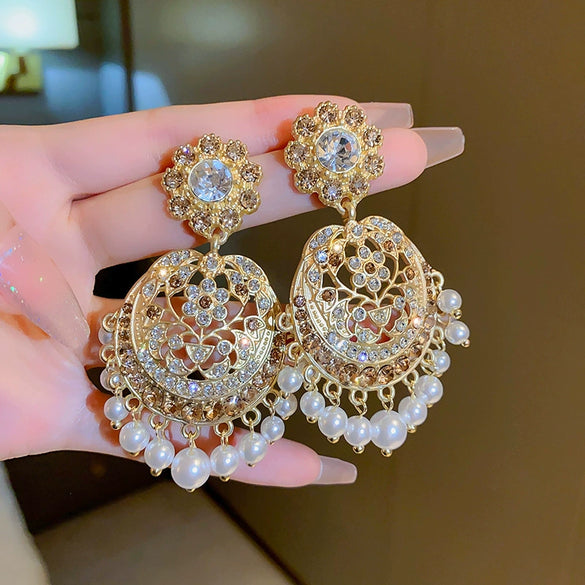 Wholesale Vintage Metal Geometric Design Electroplated Silver Pin Earrings For Women