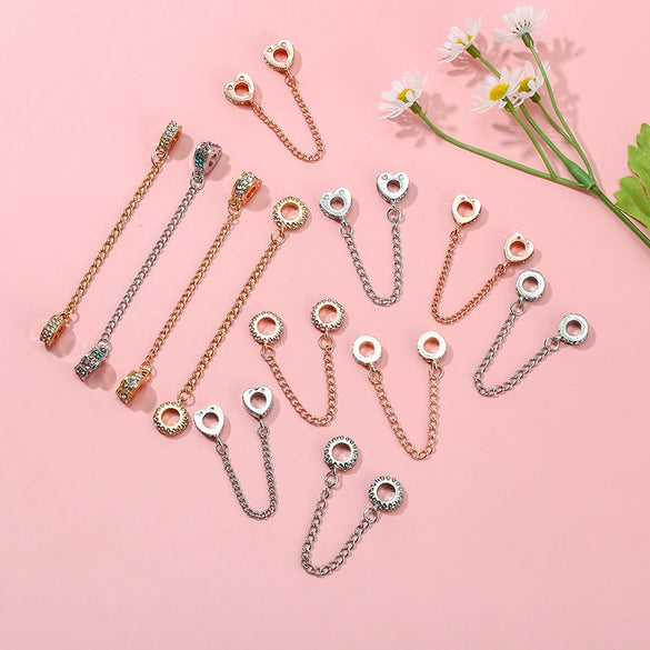 Wholesale Vintage Safety Chain Charm Bracelet Jewelry Diy Accessories Made Of Metal With Totem Pattern And Electroplating Treatment