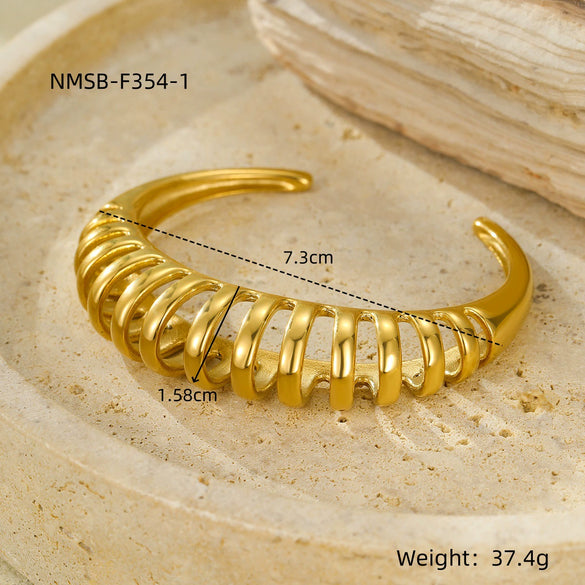 Wholesale Vintage Style Cshaped Springshaped Titanium Steel 18K Goldplated Women's Bracelet And Earrings