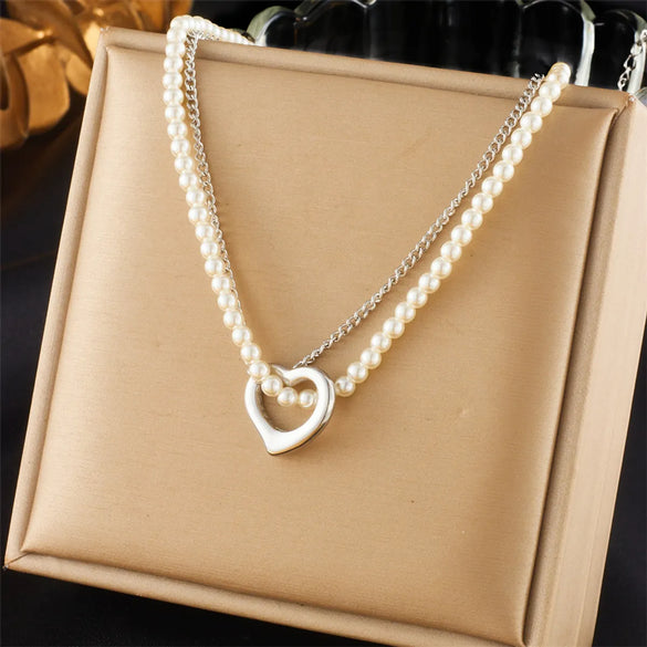 304 Stainless Steel 18K Gold Plated Vintage Style French Style Plating Heart Shape No Inlaid Pendant Necklace